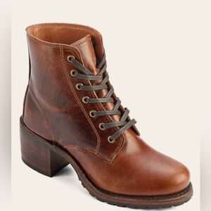 Frye Sabrina Boot - Size 8.5 Never Worn, Excellent Condition
